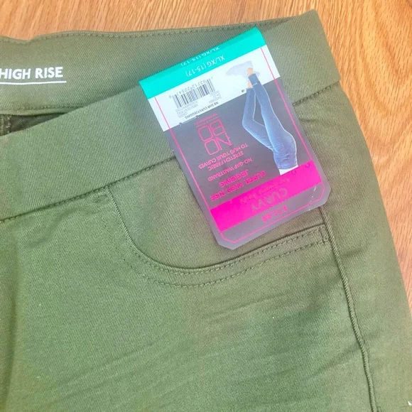 💕*NWT* Women’s No Boundaries Curvy For Every Body Super High Rise Jegging 💕 - Picture 4 of 6